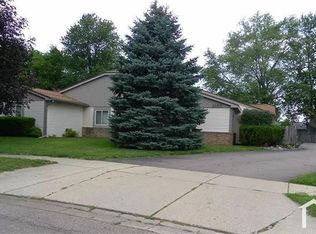 2150 Phillips Ave, Holt, MI 48842