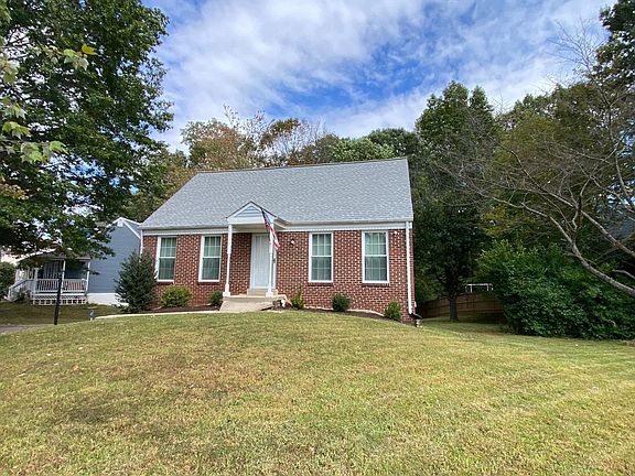 2nd image of 14371 Salsbury Ct