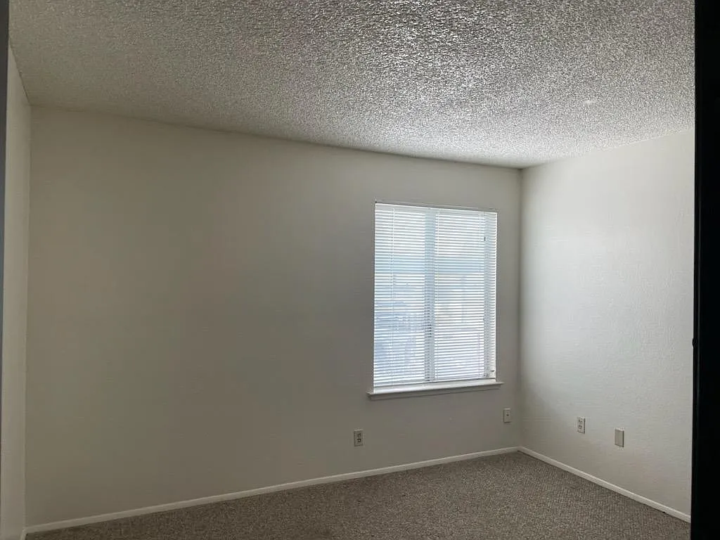 4608 Neil Rd Unit 267 photo 1