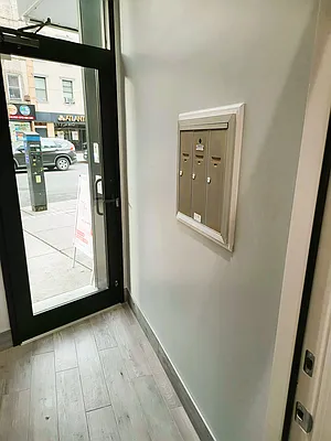 Rented by Douglas Elliman | media 19