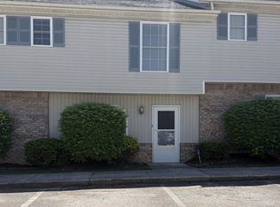 770 E Sherwood Hills Dr, Bloomington, IN 47401