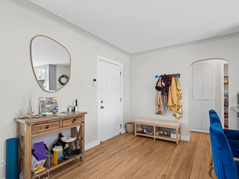 3240 Oneida St — Photo 3