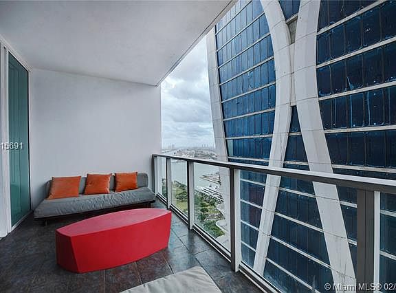 2nd image of 1040 Biscayne Blvd APT 3108