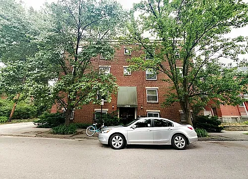 1304 Pennsylvania Ave #2C