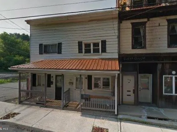 594-596 W Sunbury St, Minersville, PA 17954