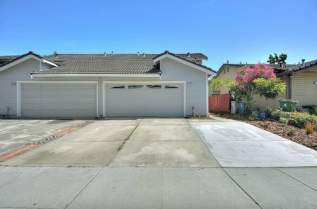 1st image of 5064 Crandallwood Dr