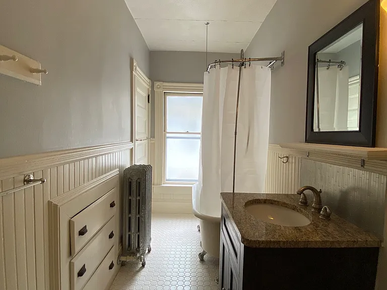 8 Bailey Ave #1 — Photo 9