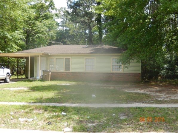 2555 Farnell Dr, Mobile, AL 36605