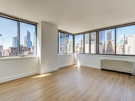 3rd image of 800 6th Ave APT 19G