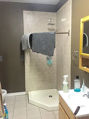 Rented by Bezell Group | media 8