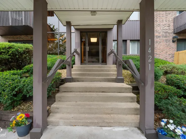 1421 Woodbridge Rd APT 1A, Joliet, IL 60436