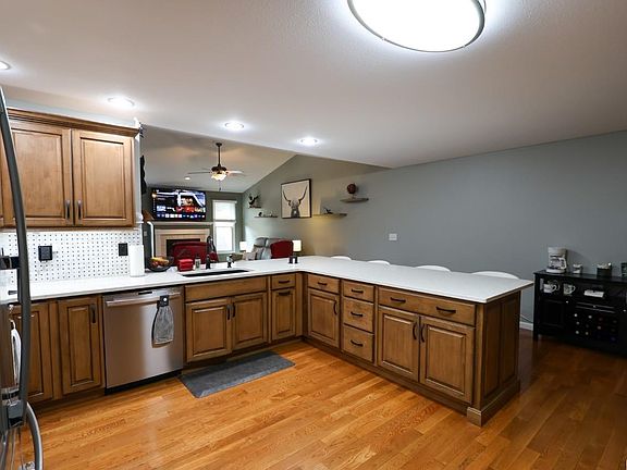 4th image of 3904 Abbey Ridge Ct