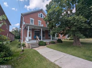 98 E York St, Biglerville, PA 17307