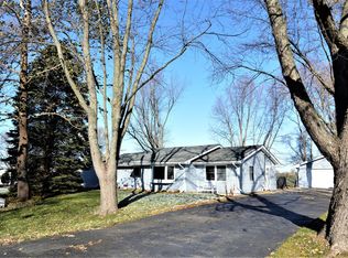 3057 Willardshire Rd, Joliet, IL 60431