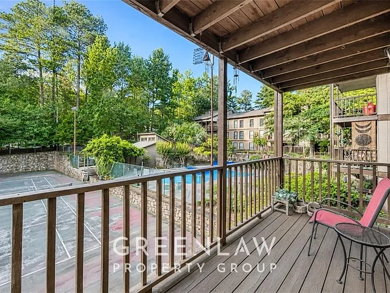 3885 Cedar Cir — Photo 16