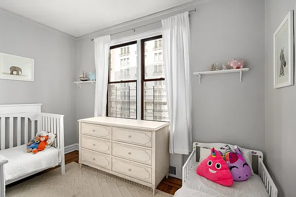 Sold by Compass | media 6