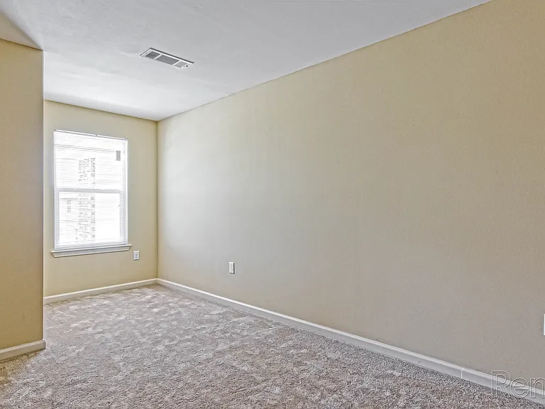 Oak Manor Villas — Photo 27