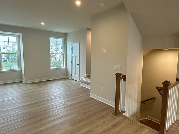 Strauss 4-Story