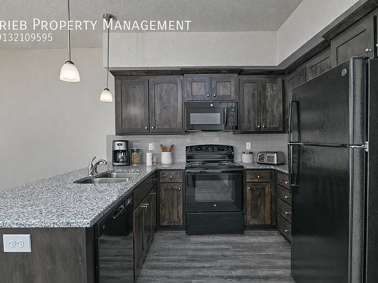 3211 N 103rd Pl #35 — Photo 9