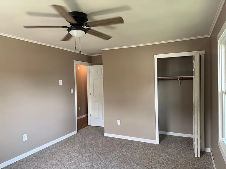 1208 Morgan Ave — Photo 9