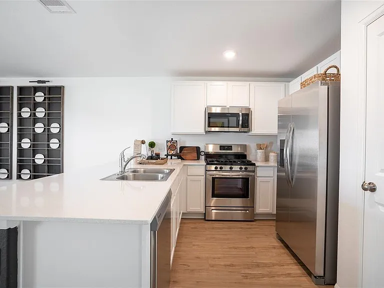 205 Brandi Dr — Photo 8
