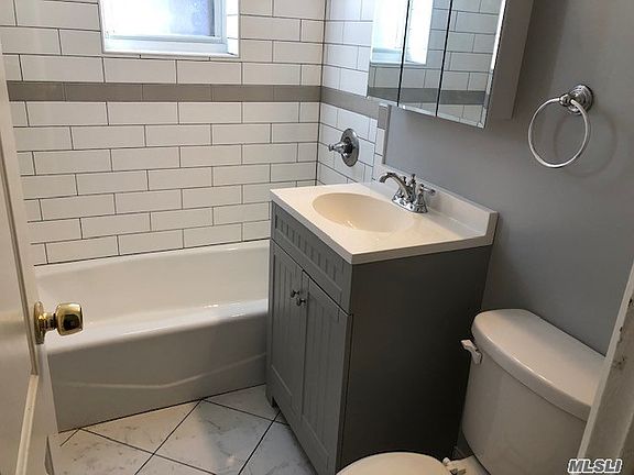 3rd image of 36 Cathedral Ave APT 2B