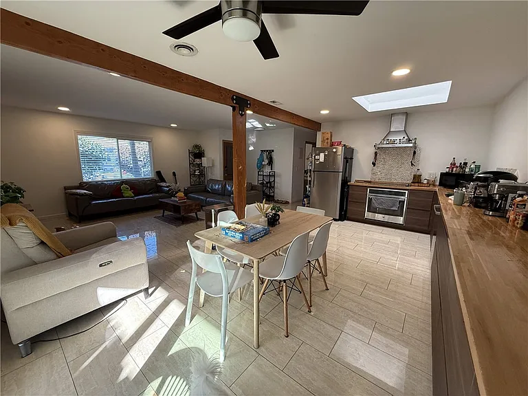 7672 Amazon Dr #1 — Photo 2