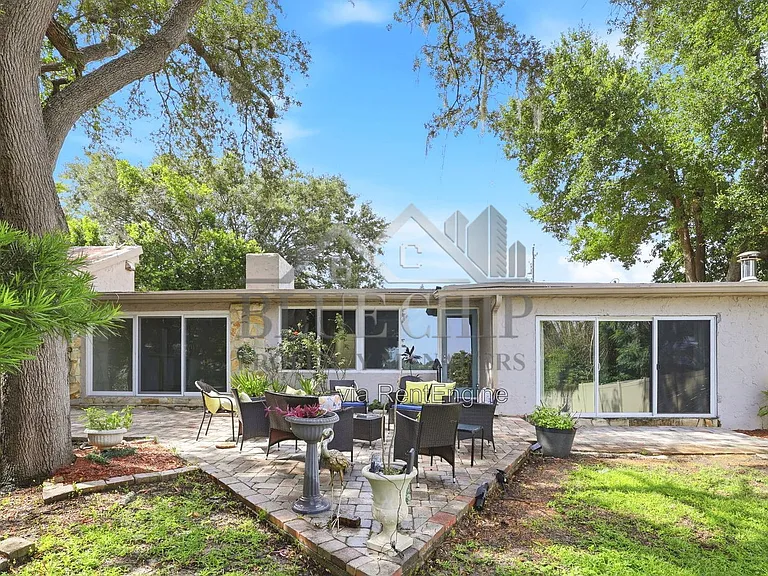 6714 Nina Rosa Dr — Photo 43