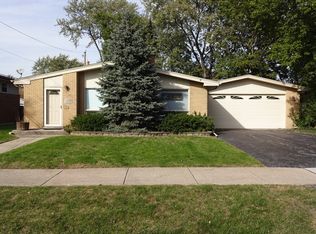 6624 W Lloyd Dr, Worth, IL 60482