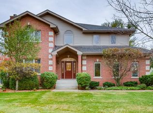 1499 S Wedgewood Ave, Des Plaines, IL