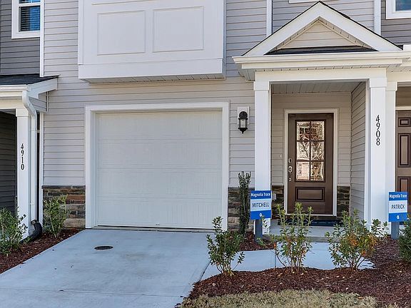 2nd image of 520 Light Oak Way