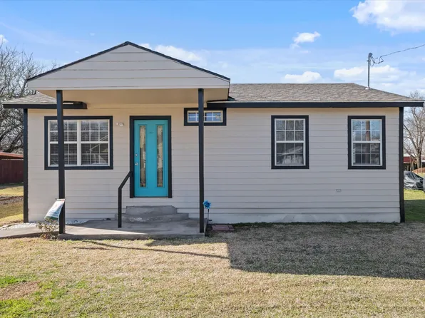 1420 Olive St, Gainesville, TX 76240