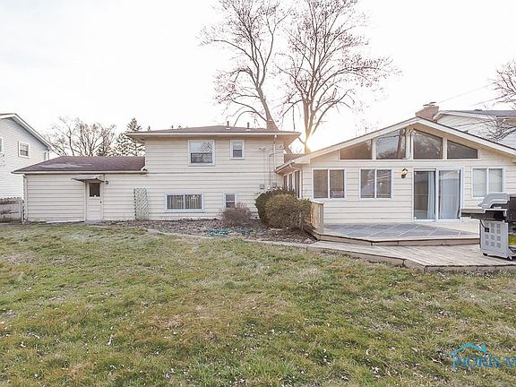 5th image of 1913 Oaklawn Dr