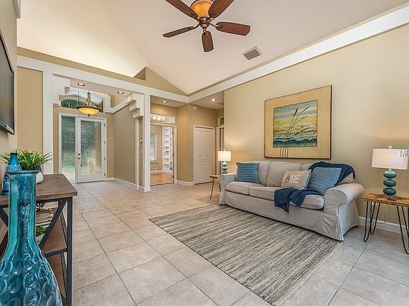 5th image of 2834 Tropic Ct