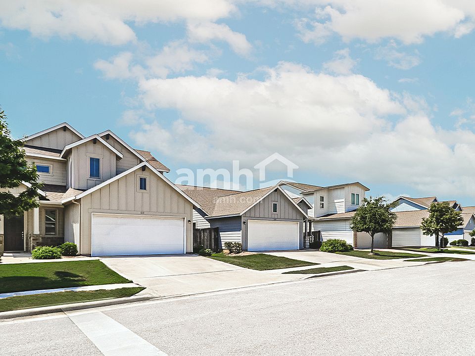 2nd image of 6016 Gerard Dr