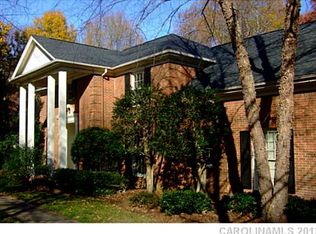 5821 Cherry Hollow Ln, Matthews, NC 28104