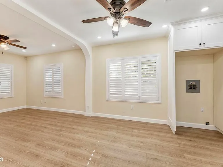 1129 La Puerta St #1129 — Photo 31