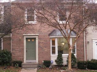 4006 Championship Dr, Annandale, VA 22003