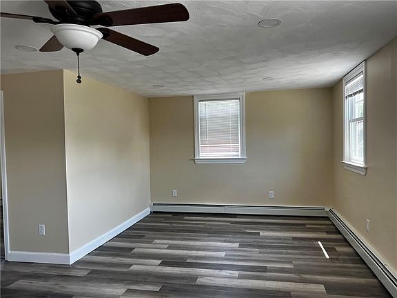 4th image of 1 Berwick Ave