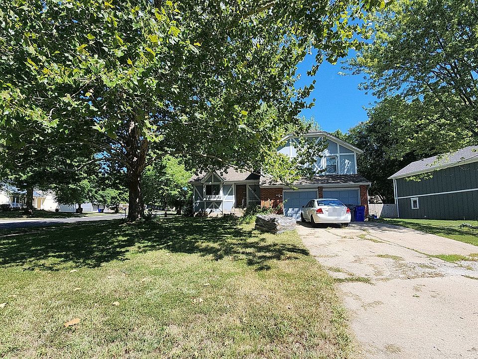1st image of 16109 W 141st Cir