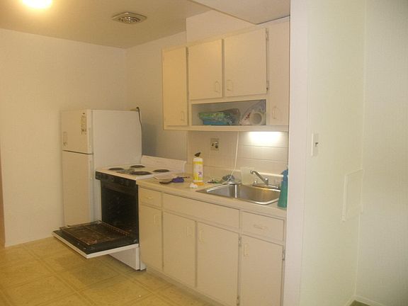 3rd image of 24002 69th Ave