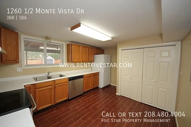1260 1/2 Monte Vista Dr — Photo 6