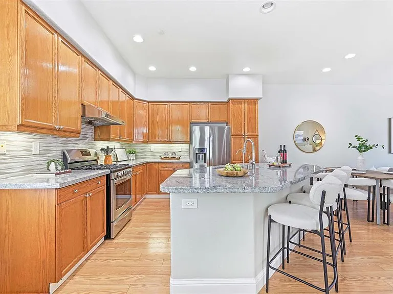895 Inspiration Pl — Photo 30