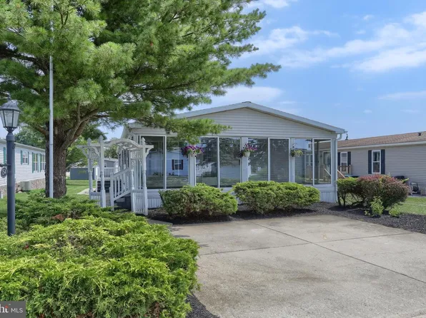 154 W Spruce St, Palmyra, PA 17078