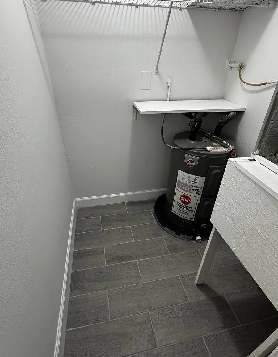 2 bed, 1.0 bath, 840 sqft, $1,900 — Photo 4