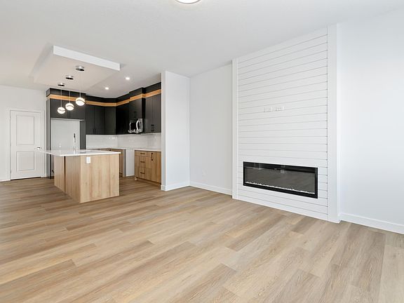 3rd image of 33 Ficus Way