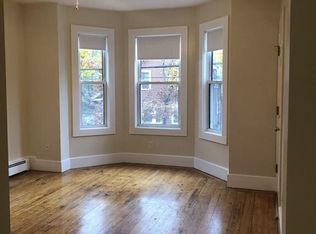 369 Chestnut St #2, Lynn, MA 01902