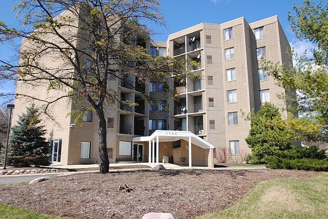 1st image of 1750 N Marywood Ave APT 211