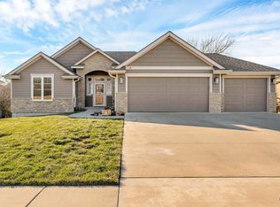 4301 SW Shenandoah Rd, Topeka, KS 66610