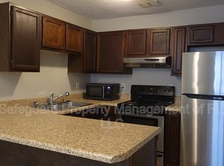 6332 W Fairfield Dr APT D, Pensacola, FL 32506